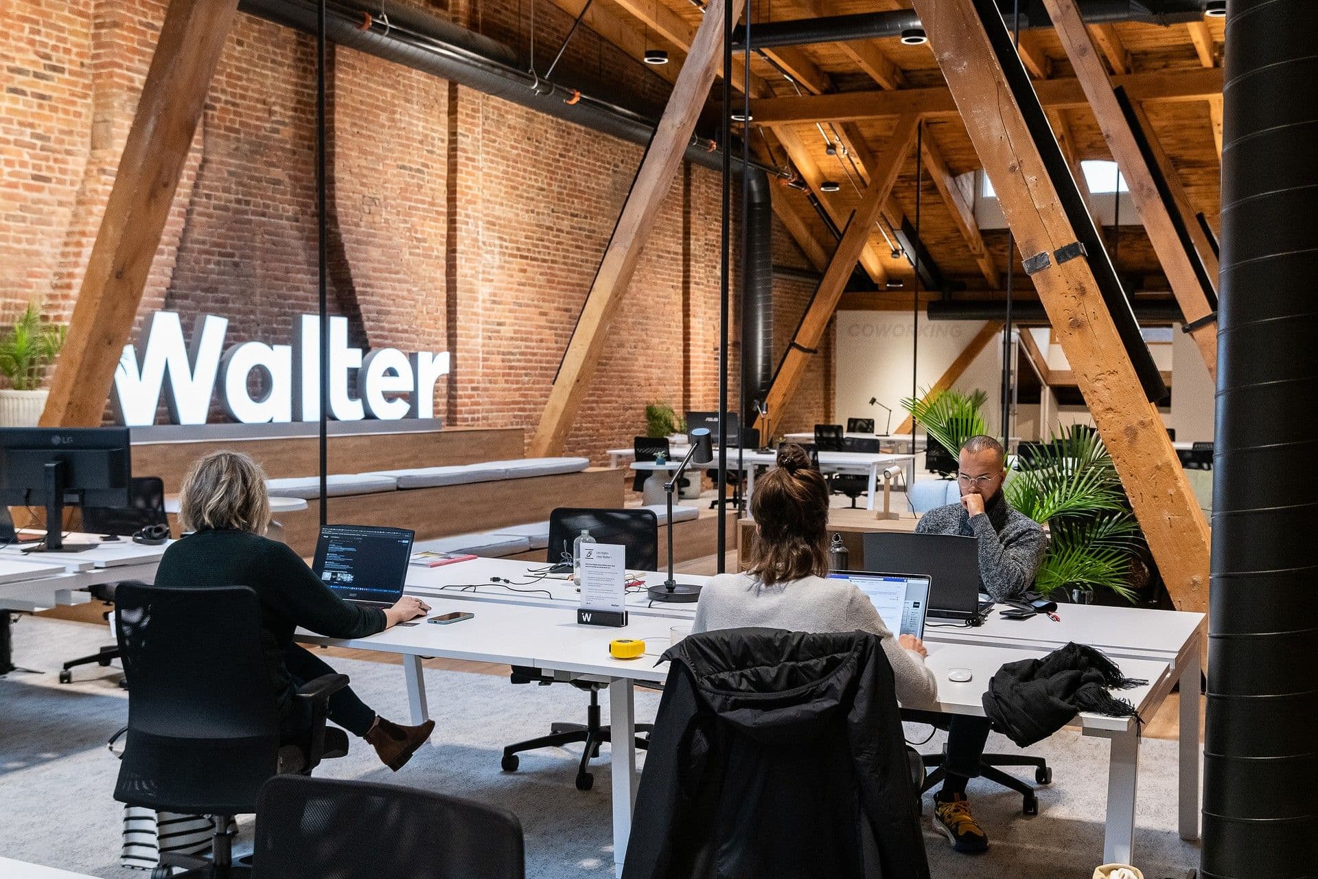 bureau coworking open space Montréal